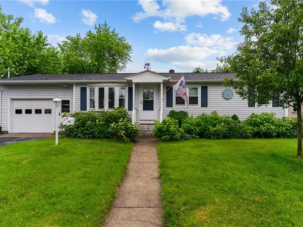 24 Apollo St, Warwick, RI 02888