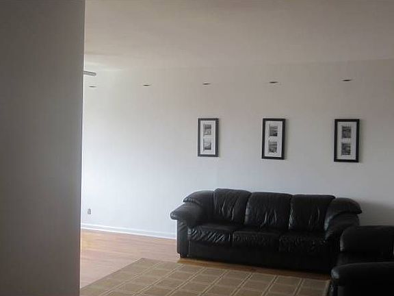 3rd image of 30 E Hartsdale Ave APT 6A
