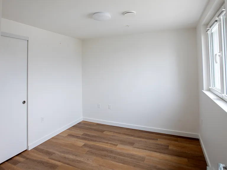 303 E Pender St — Photo 51
