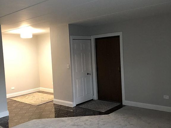 Entryway & Dining area