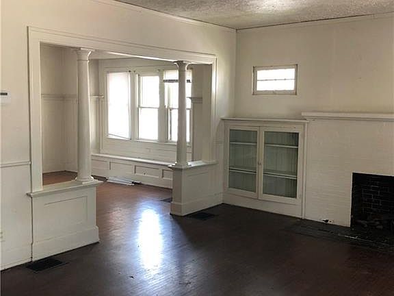 3rd image of 214 N Tremont St