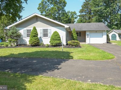 2 Broadale Rd, Doylestown, PA, 18901