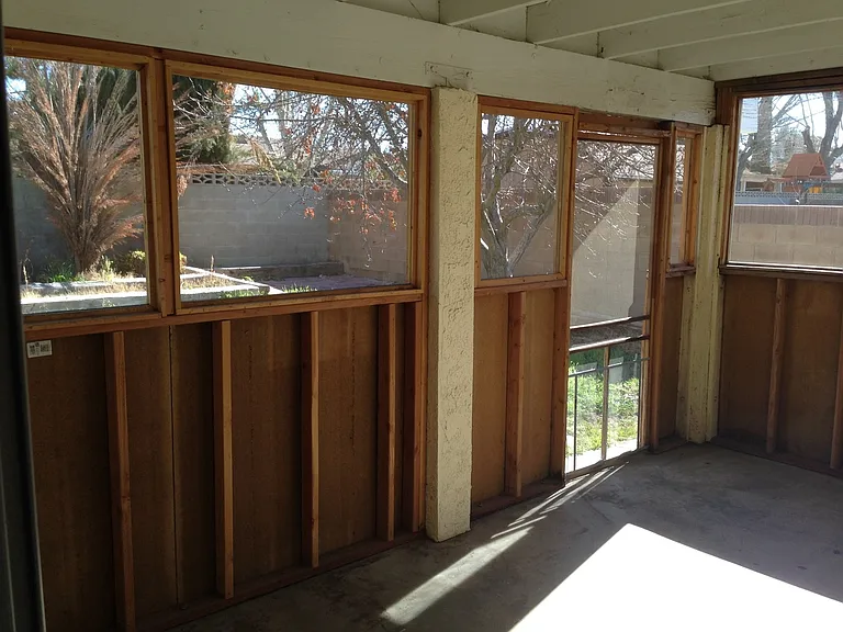 44908 Logue Ave — Photo 2