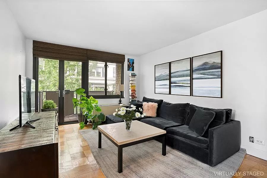 1st image of 407 Park Ave S APT 4B