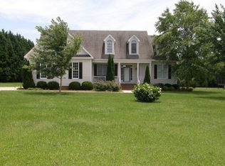 4442 Lake Wilson Rd N, Elm City, NC 27822