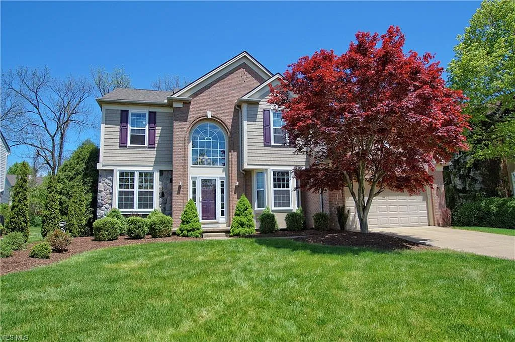 295 Seiberling Dr photo 1