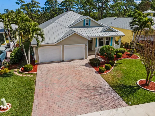 483 NE Stillwater Cove, Port St Lucie, FL 34983