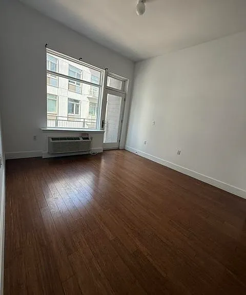 217 Newark Ave #307 — Photo 6