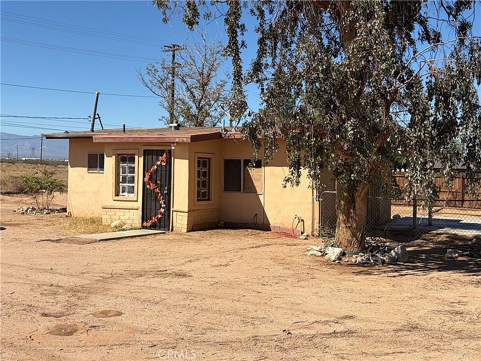 1st image of 17910 Bellflower St