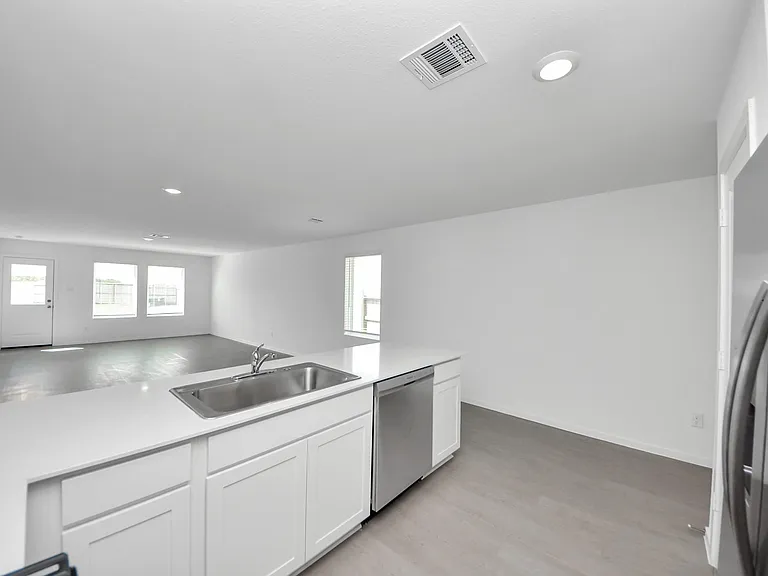 10411 Birds Nest Dr — Photo 16