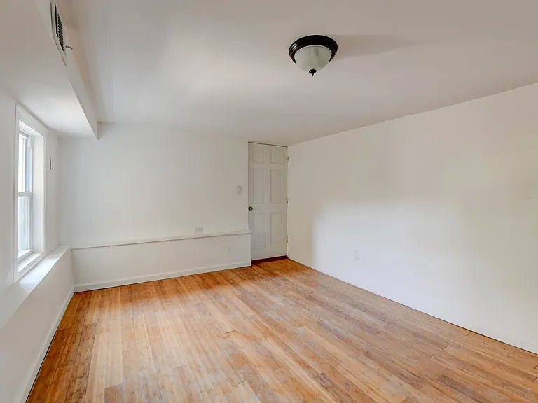 1103 Grand Ave #1 — Photo 11