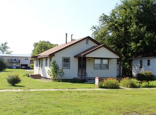 303 Canenberg Ave, Bassett, NE 68714