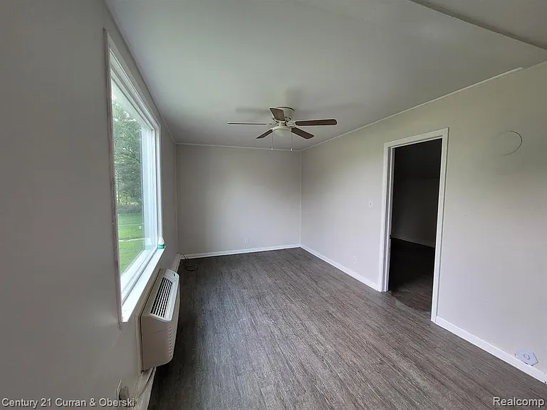 6960 Green Hwy #2 — Photo 2