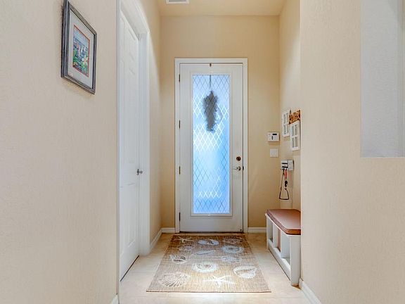 2nd image of 6455 Oxford Cir