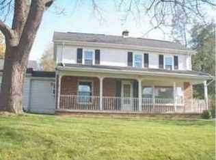 1991 Inwood Rd, Rochester, MI 48306