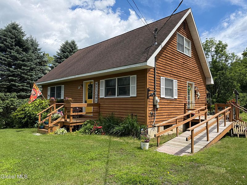 5th image of 11 Hampton Heights Way