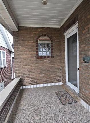 5th image of 6270 Marmaduke Ave