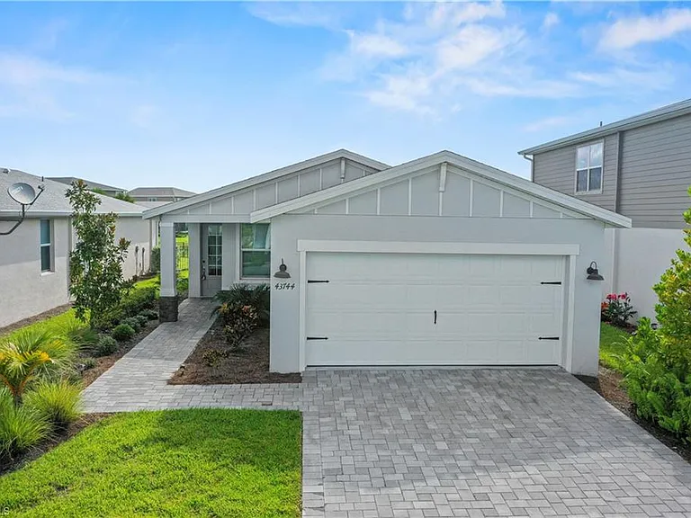 43744 Cattleman Dr — Photo 32