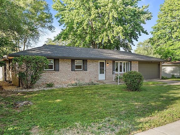 2nd image of 5008 Carol Ct