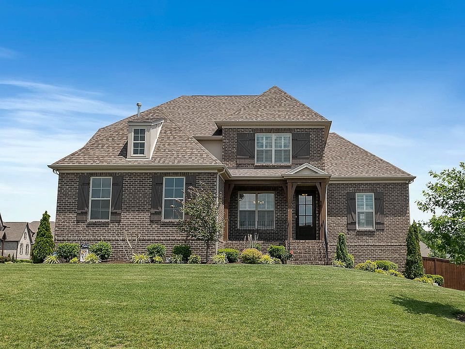 1st image of 409 Sweet Fern Dr