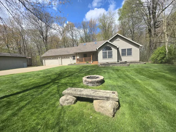 515 General St, Sheridan, MI 48884