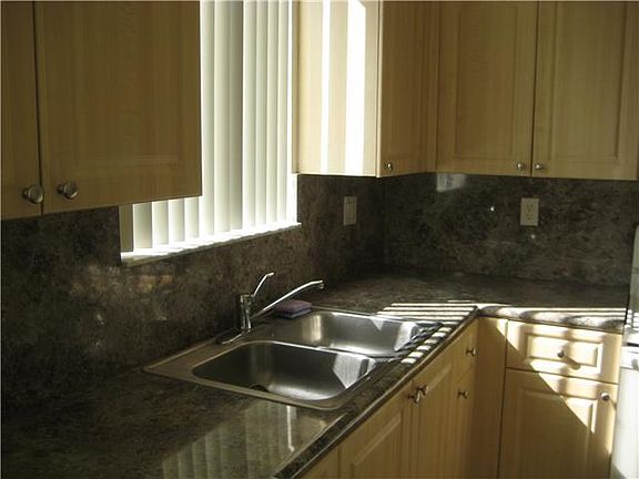 2nd image of 1482 SE 24th Ct
