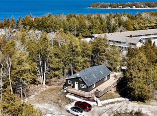 4 Legion St, Northern Bruce Peninsula, ON N0H 2R0