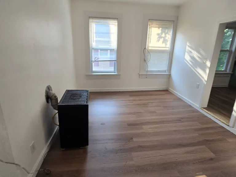 50 Elliot St #2 — Photo 4