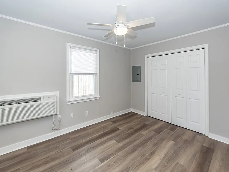 3860 Chestnut St — Photo 19