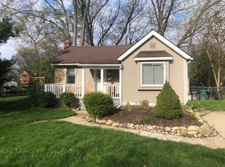 4021 Kent Rd, Royal Oak, MI 48073