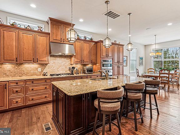 4th image of 5934 Bowes Creek Pl