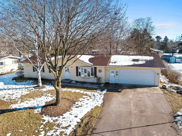 N2594 Melody Ln, Waupaca, WI 54981