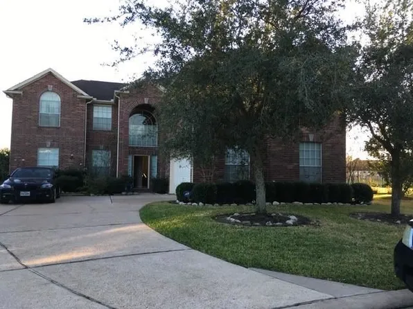 2706 Sterling Fields Dr, Pearland, TX 77584