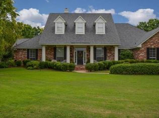 133 Lakewood Pt, Bossier City, LA 71111