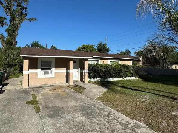 900 Sherwood Dr, Deland, FL 32720
