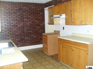 117 NW Kendall Ave, Topeka, KS 66606