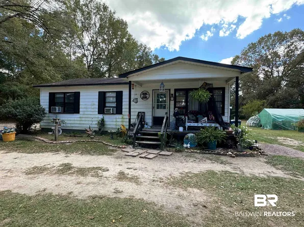 377 Murphy Park Dr, Brewton, AL 36426