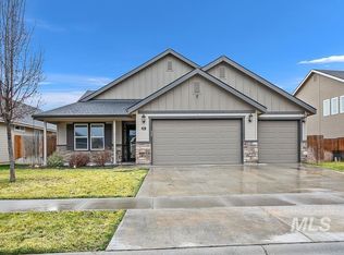 49 N Zion Park Dr, Nampa, ID 83651