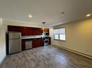 3260 Middletown Rd #3, Bronx, NY 10465