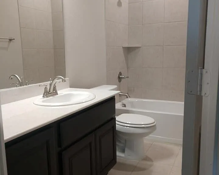 1426 Warringwood Dr — Photo 5