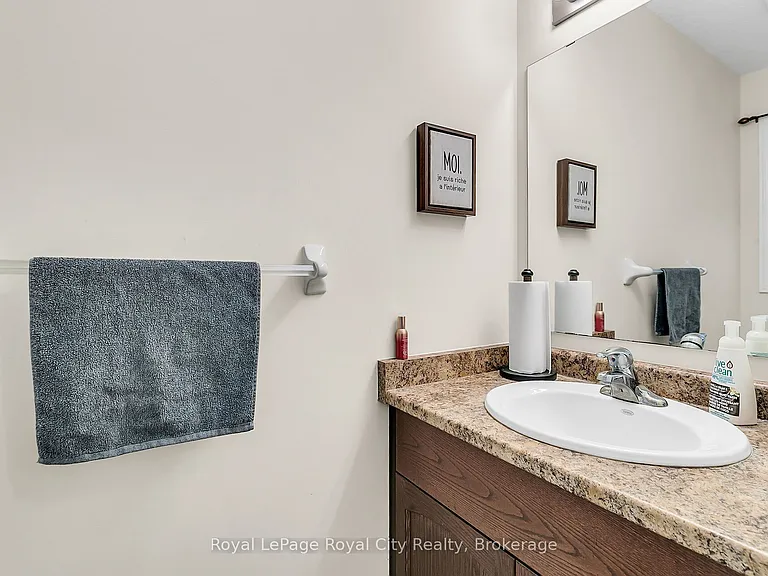 355 Macalister Blvd #9 — Photo 9