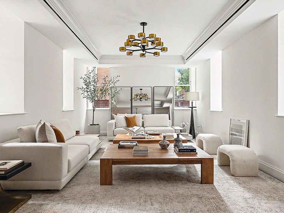 1st image of 344 W 72nd St #Townhouse 3
