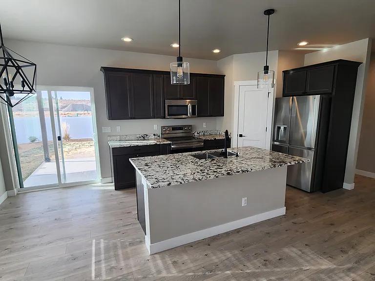 829 Pilot Knob Ave — Photo 3