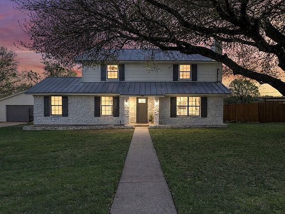 2nd image of 129 Ridgecrest Rd