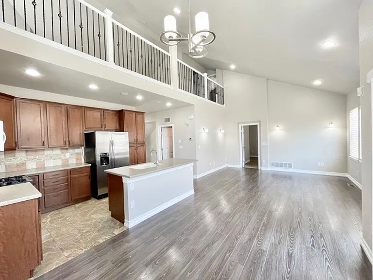 7778 Buckeye Tree Ln — Photo 11