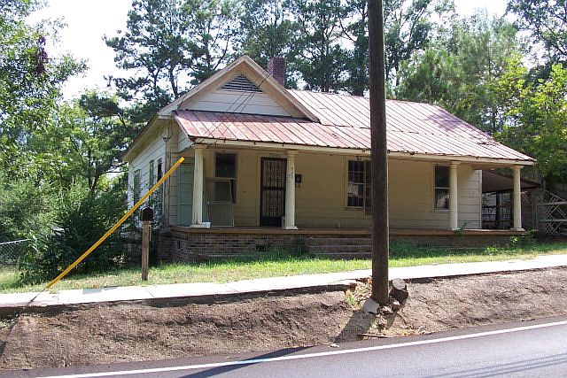 1st image of 502 Blackmur Dr