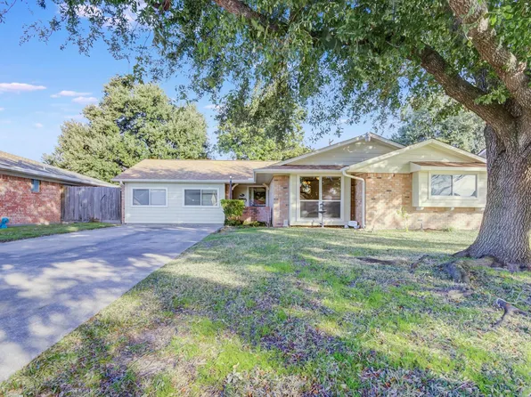 3811 Bennett Dr, Pasadena, TX 77503