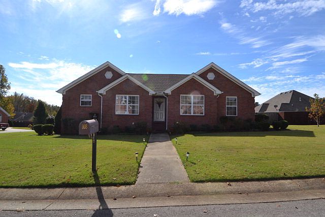 1st image of 108 Newport Dr