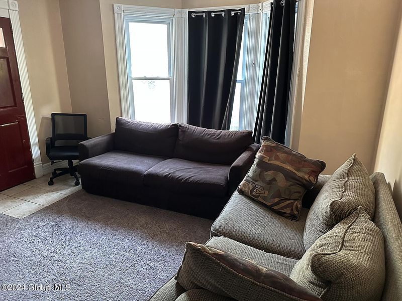 3rd image of 5 Brook Street