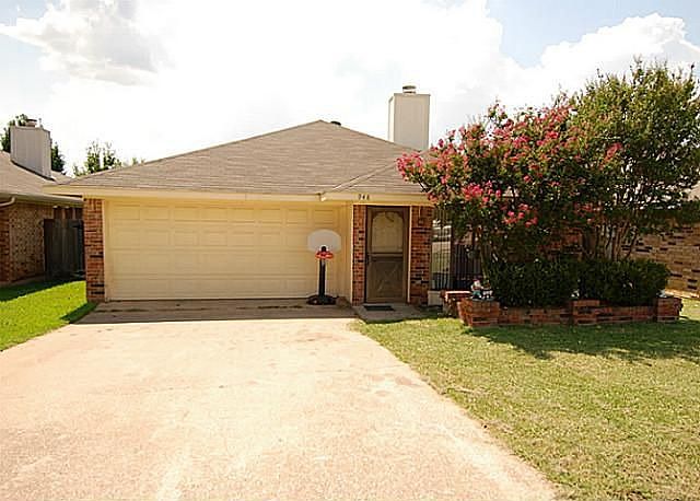 1st image of 948 S Old Orchard Ln